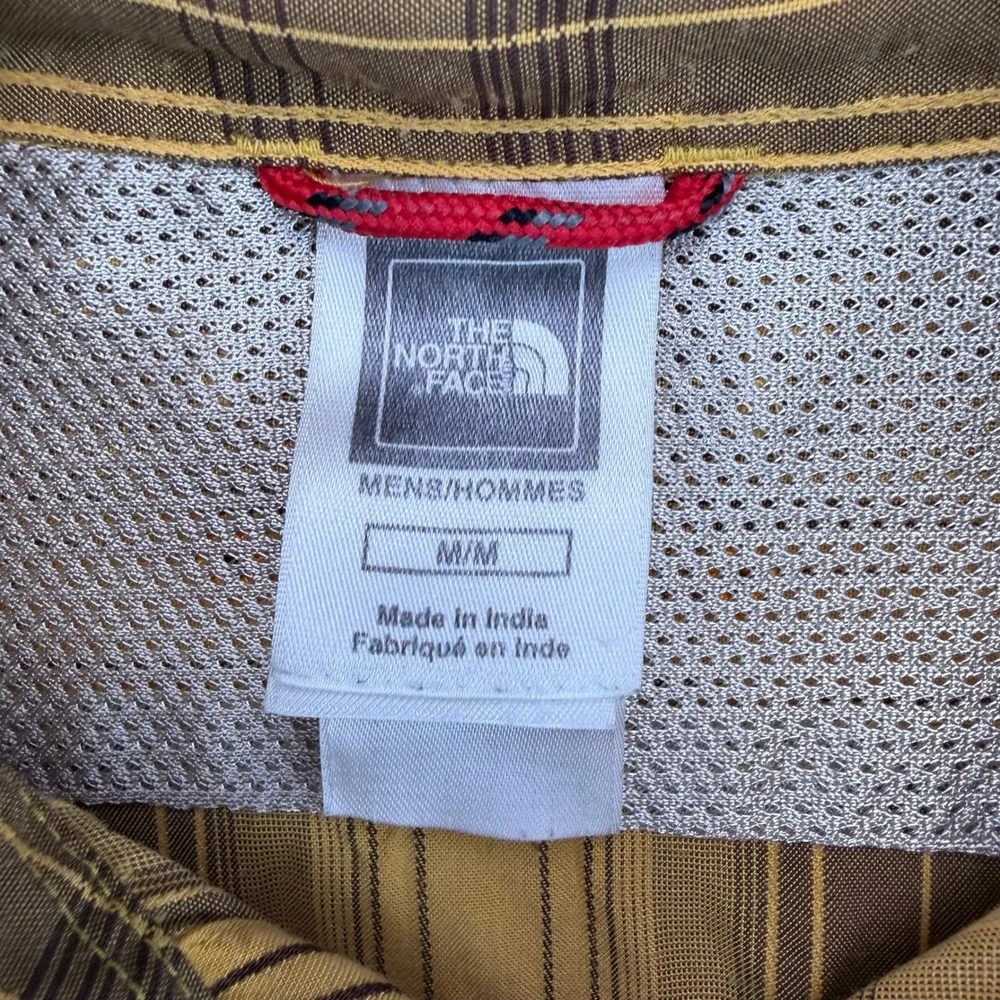 The North Face Mens Medium Yellow Plaid Short Sleeve Button Up Hiking Shirt‎